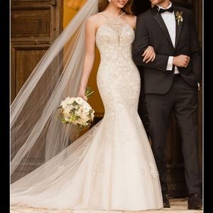 Size 12/14 Essence of Australia Wedding Gown D2403